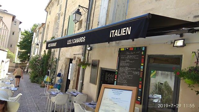 Centre Commercial Carrefour Uzes